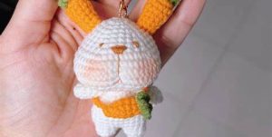 Len handmade thủ công hình thỏ cà rốt